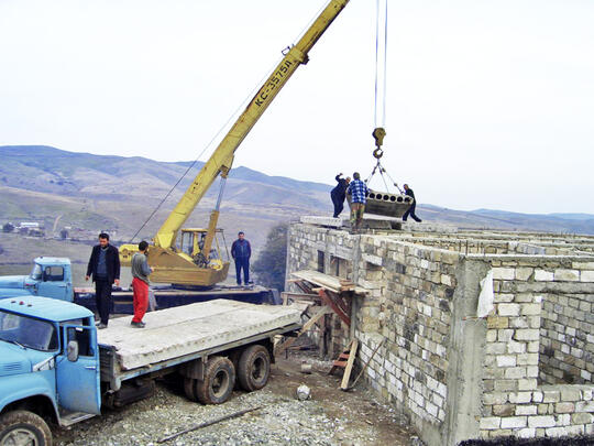 Construction of a school in Norashen, 2006