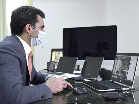 Minister Hakob Arshakyan talking to Dr. Yervant Zorian on a video call