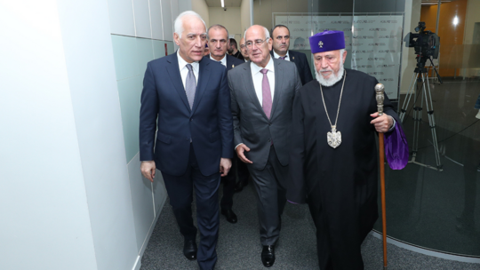 (From L to R) RA President Vahagn Khachaturyan, AGBU President Berge Setrakian, and His Holiness Karekin II at the AGBU Armenia Headquarters